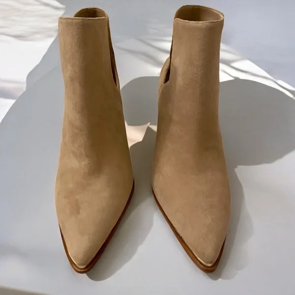 Vince Camuto Frendin Leather Tan Booties Size 9.5 - Picture 2 of 15